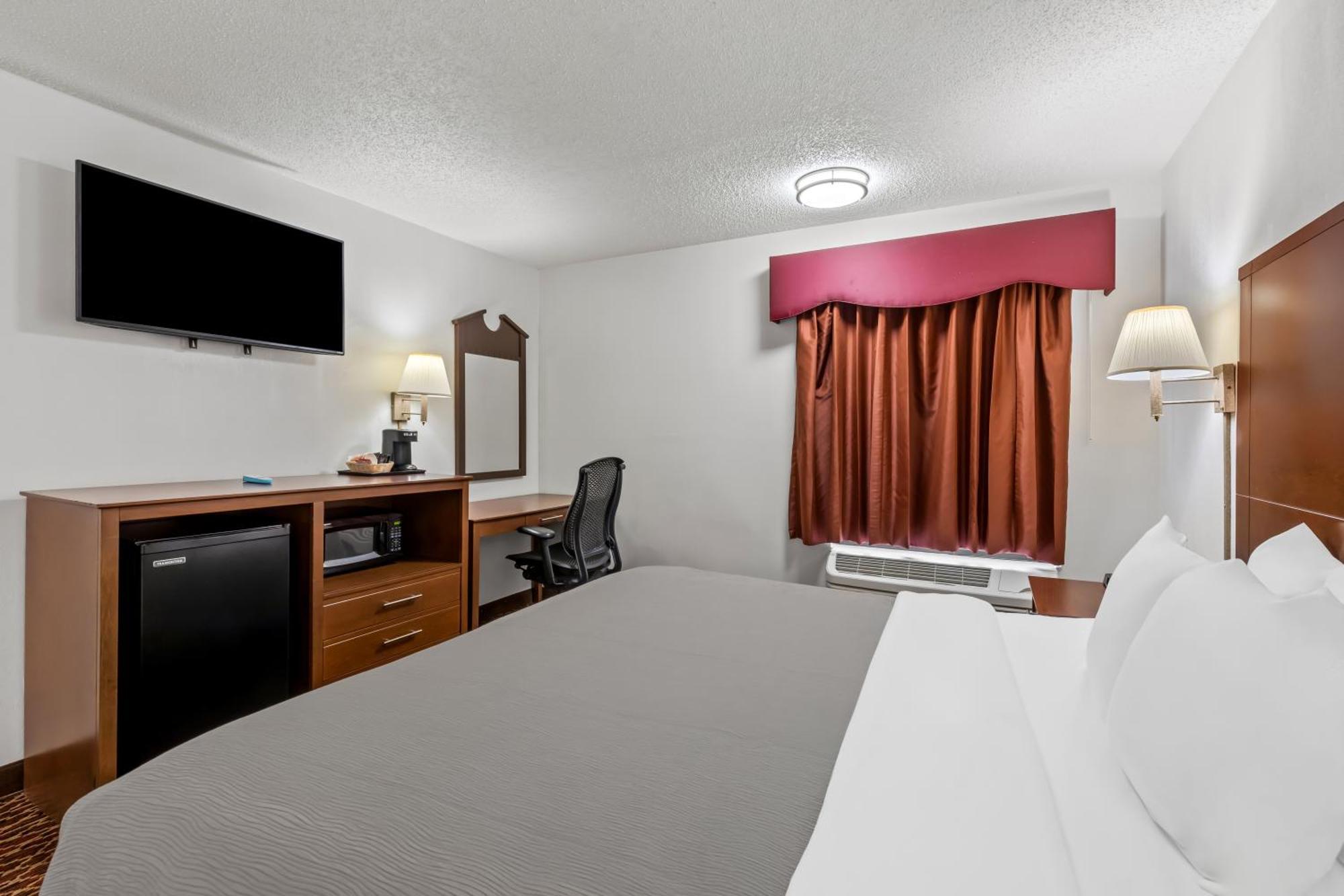 Quality Inn 2*